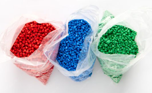 دلیل تفاوت رنگ گرانولهای پی وی سی چیست؟ آیا روی کیفیت تأثیر دارد؟